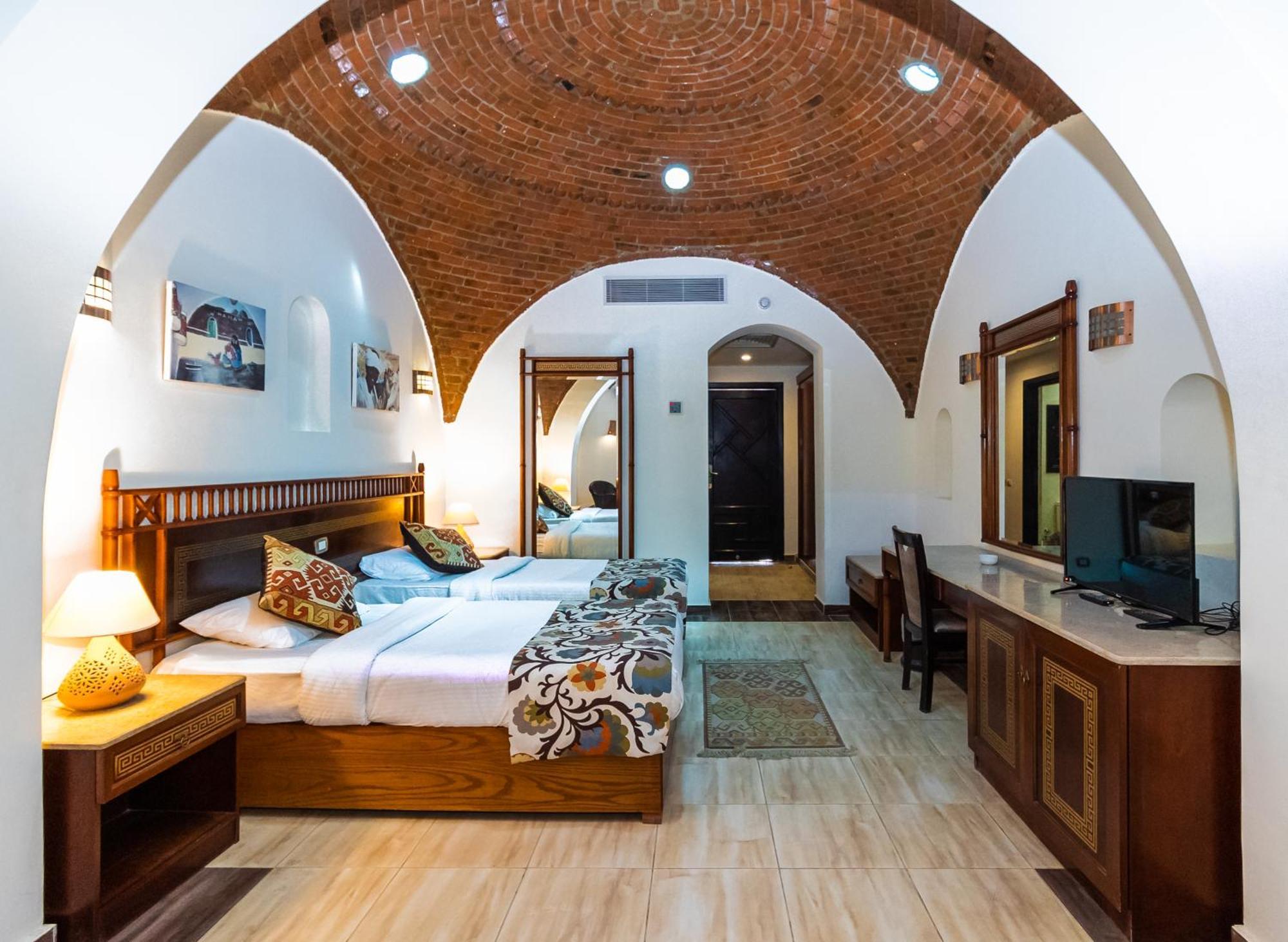Beach Safari Nubian Resort Marsa Alam Exterior foto