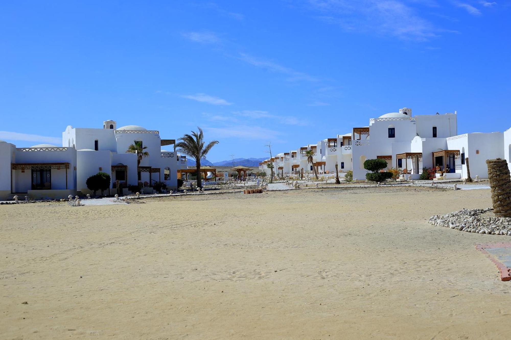 Beach Safari Nubian Resort Marsa Alam Exterior foto